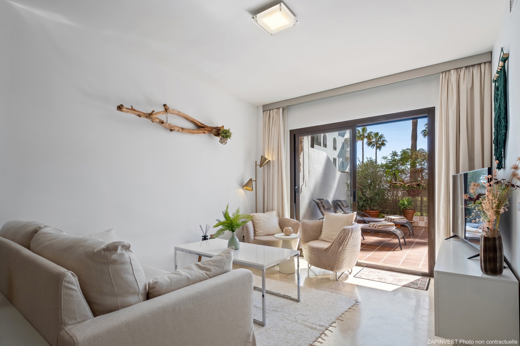 Rez-de-chaussée en bord de mer à La Duquesa, province Malaga, Espagne