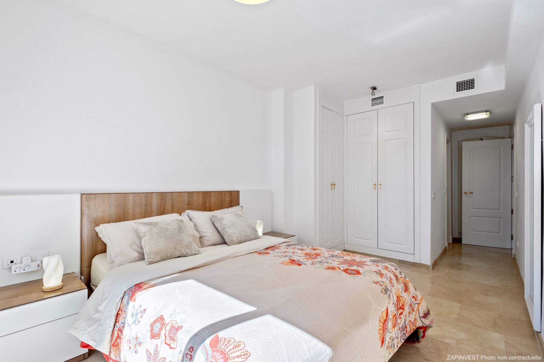 Rez-de-chaussée en bord de mer à La Duquesa, province Malaga, Espagne