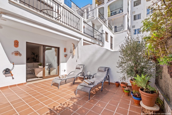 Rez-de-chaussée en bord de mer à La Duquesa, province Malaga, Espagne