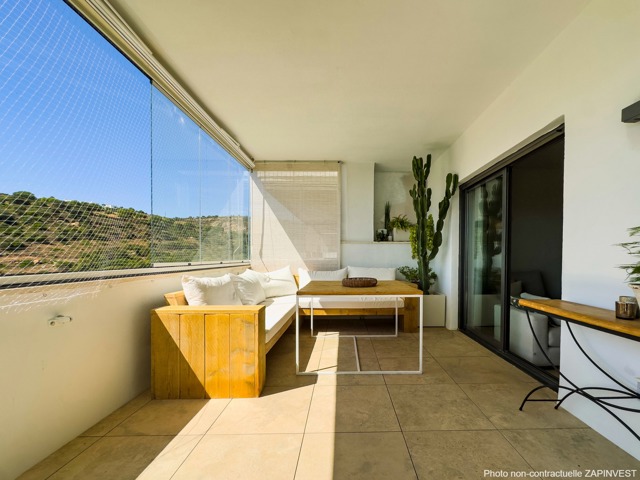 Rez-de-chaussée à Bahia de las Rocas, Manilva - Costa del Sol, Espagne